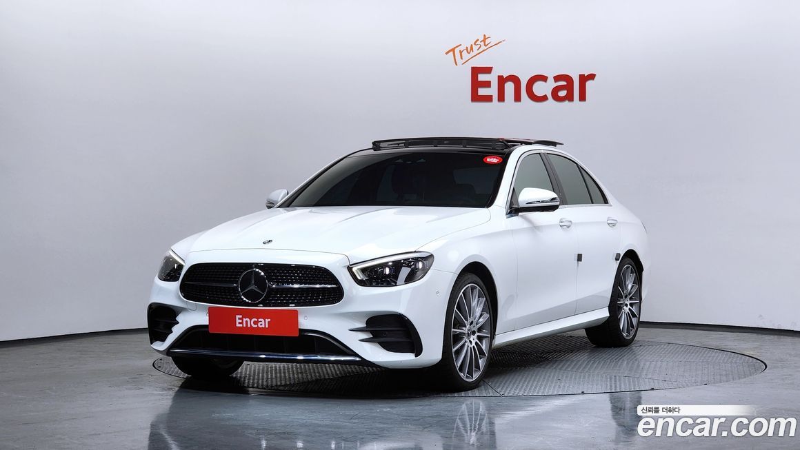 Mercedes-Benz E-Class 2022