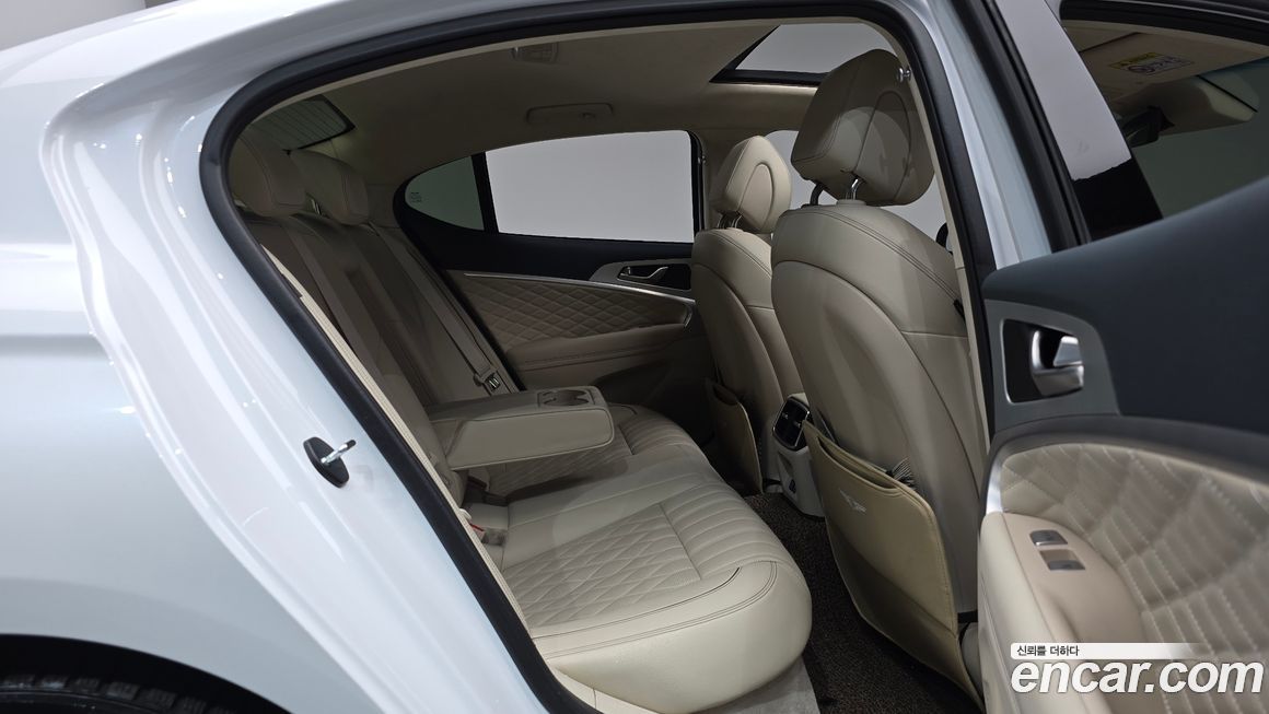 Genesis G70 2024