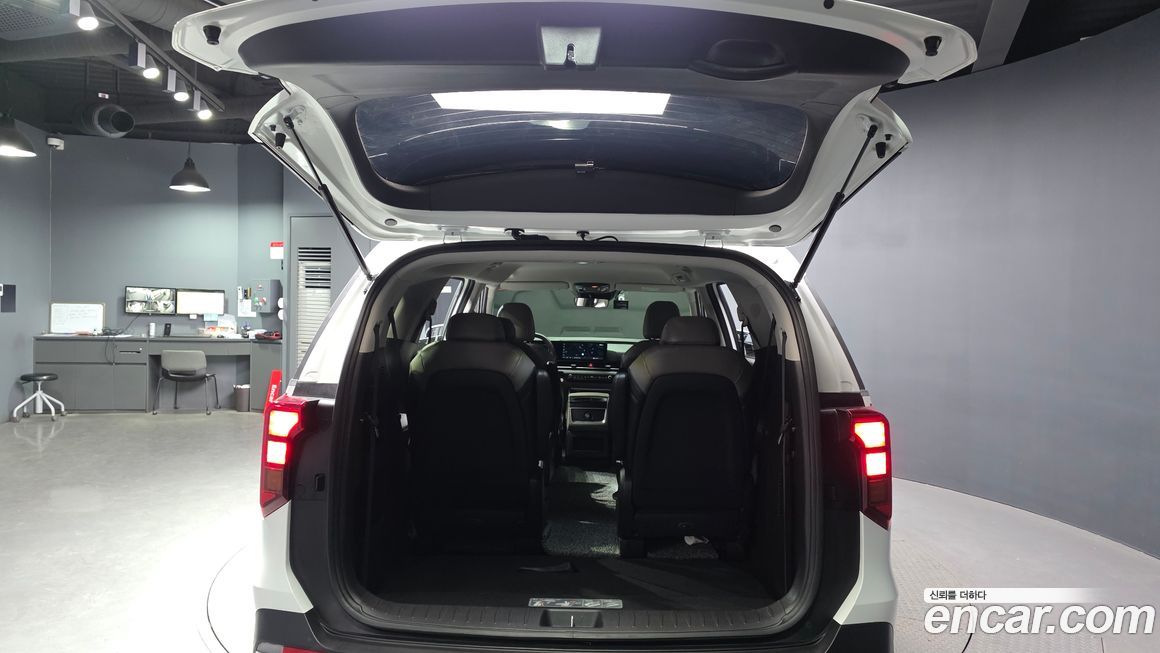 Kia Canival 2025