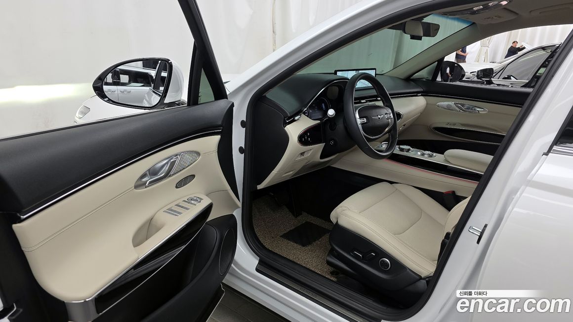 Genesis GV70 2023