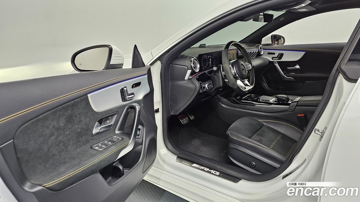 Mercedes-Benz CLA-Class 2023