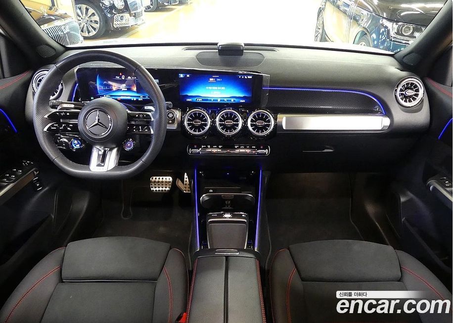 Mercedes-Benz GLB-Class 2024