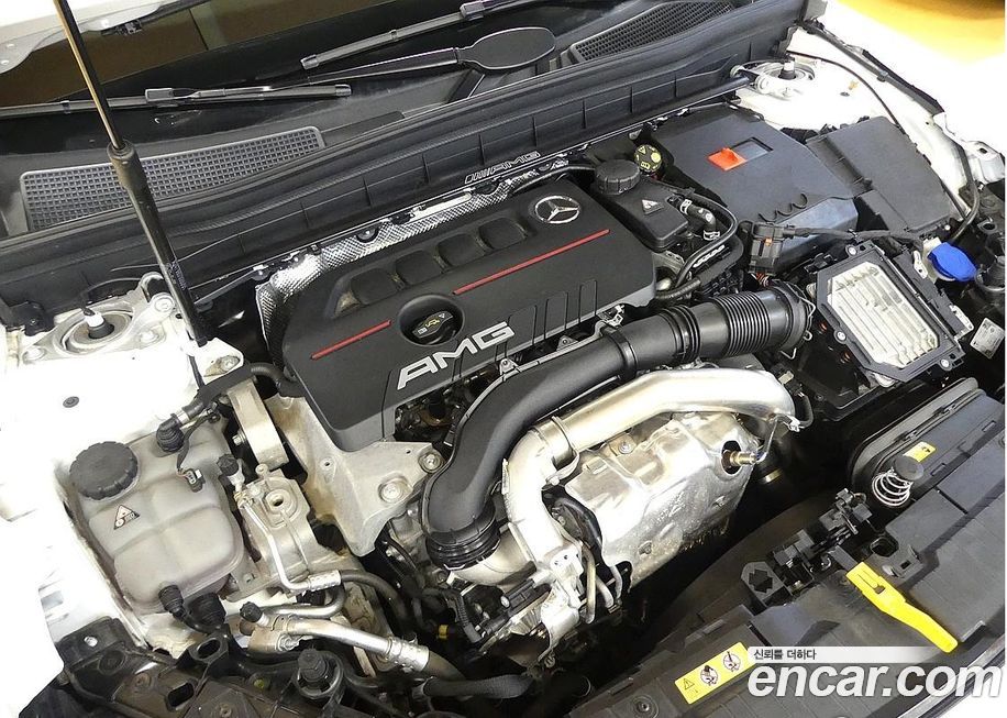 Mercedes-Benz GLB-Class 2024