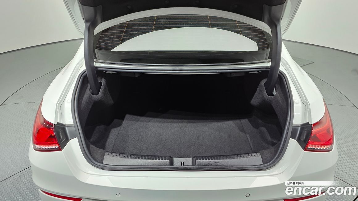 Mercedes-Benz CLA-Class 2023