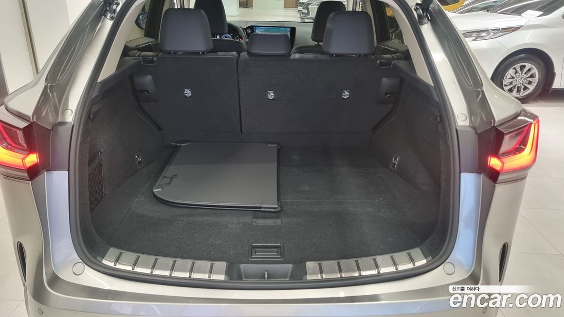 Lexus NX 2025