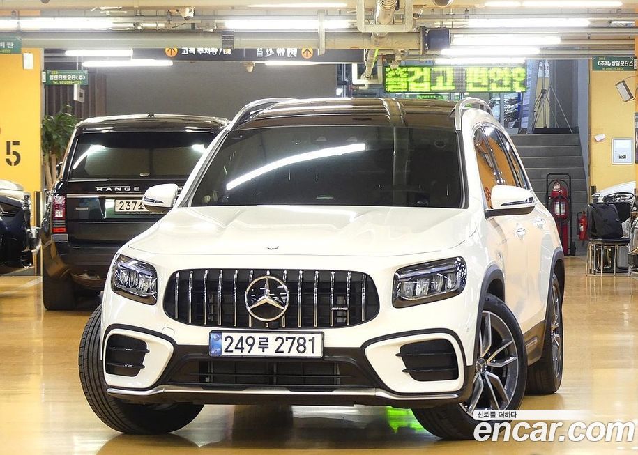 Mercedes-Benz GLB-Class 2024