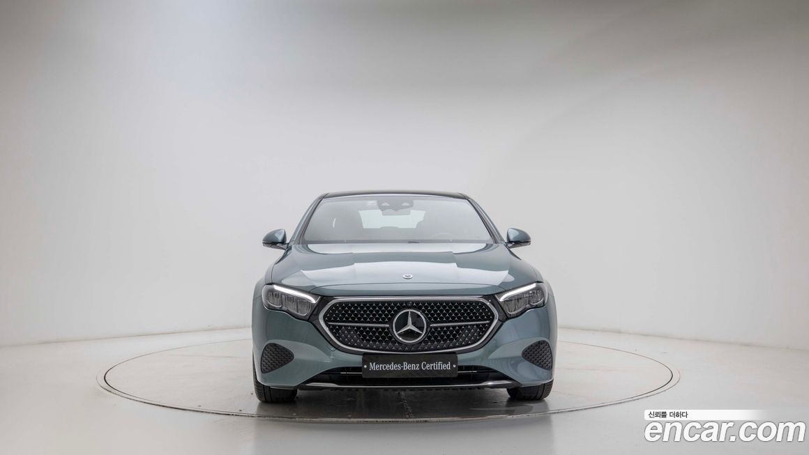 Mercedes-Benz E-Class 2025