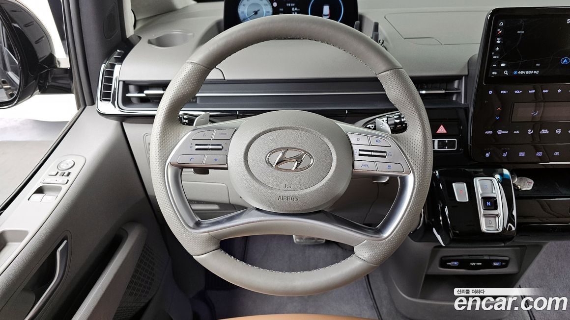 Hyundai Staria 2022
