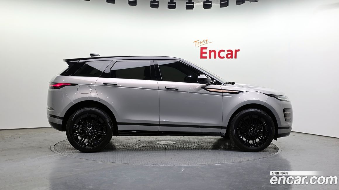 Land Rover Range Rover Evoque 2025
