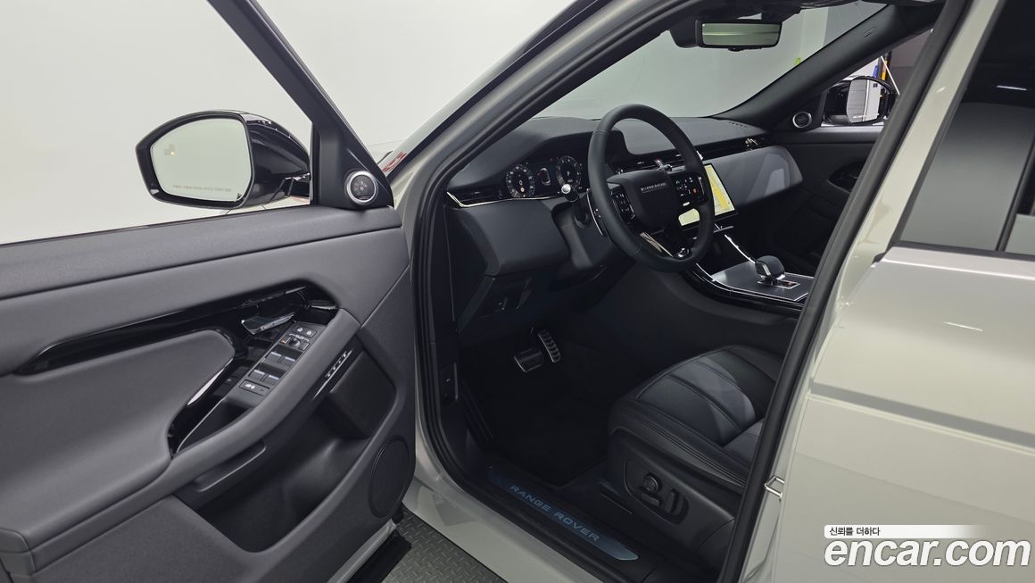 Land Rover Range Rover Evoque 2025