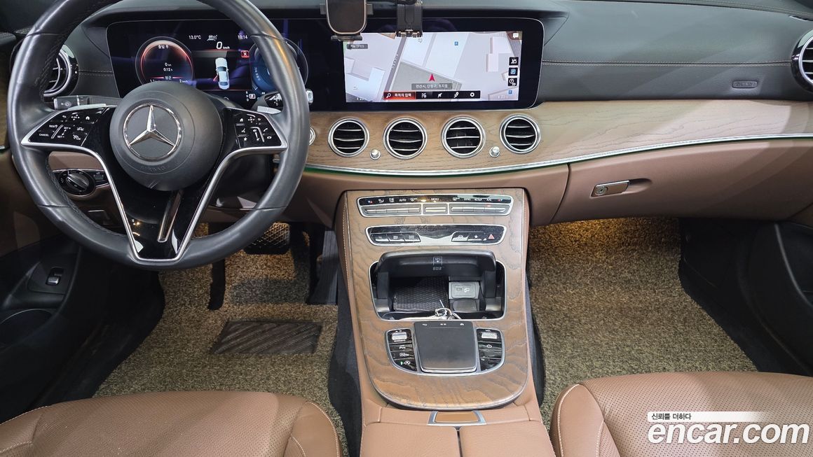 Mercedes-Benz E-Class 2021