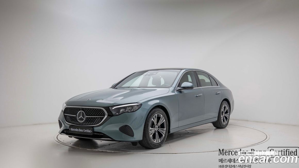 Mercedes-Benz E-Class 2025