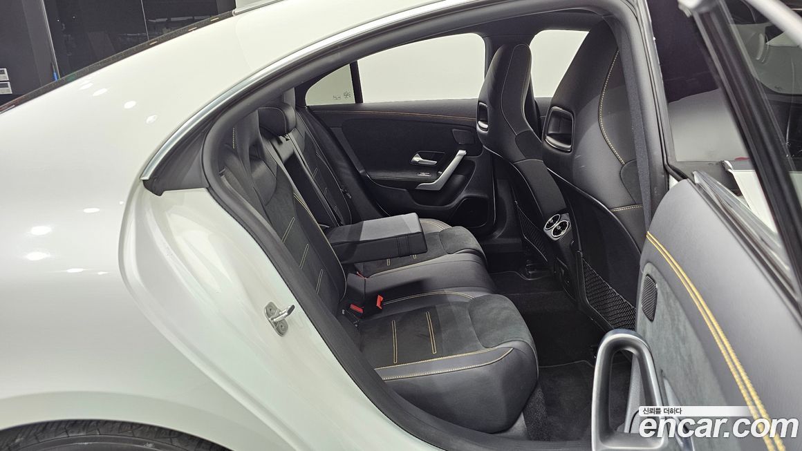 Mercedes-Benz CLA-Class 2023
