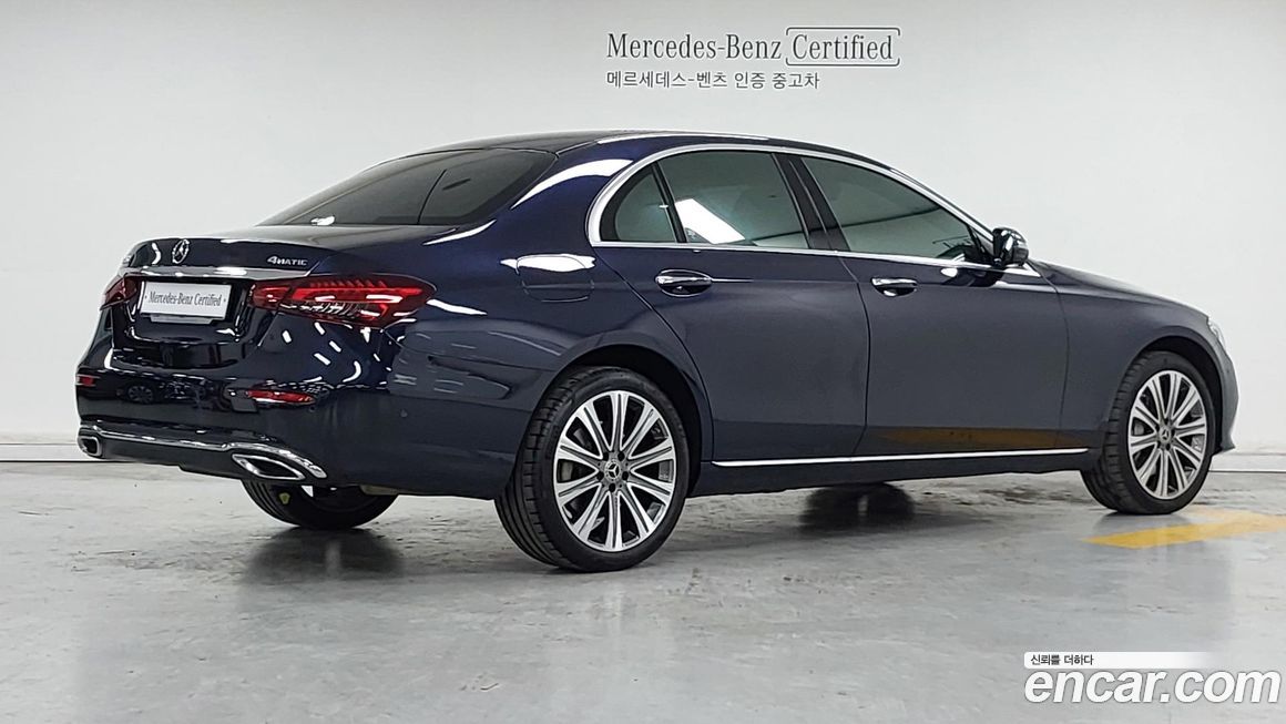 Mercedes-Benz E-Class 2023