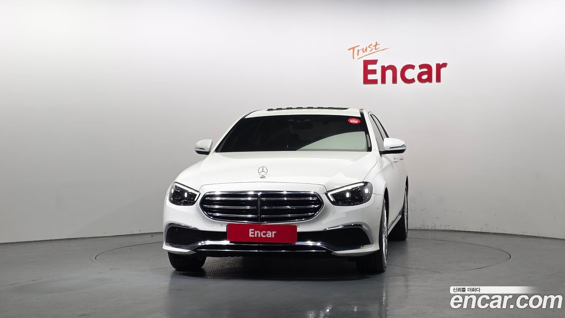 Mercedes-Benz E-Class 2021