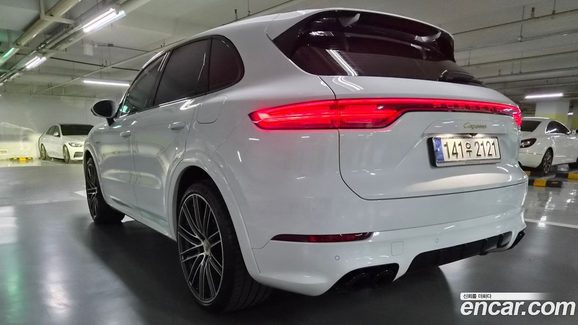 Porsche Cayenne 2020