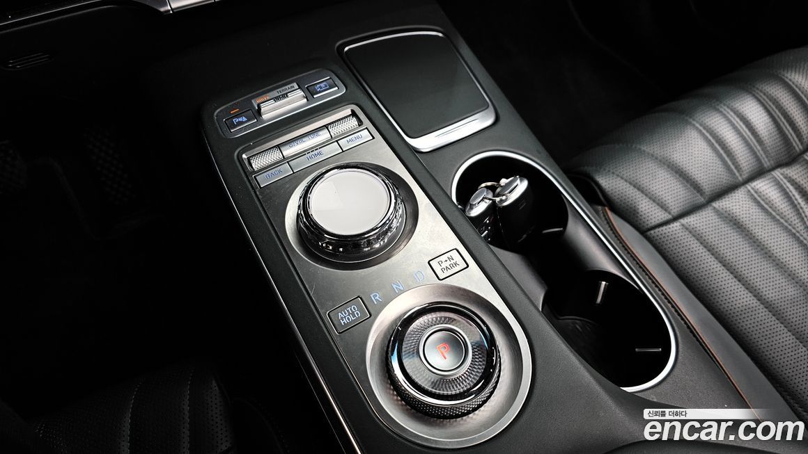 Genesis GV70 2021