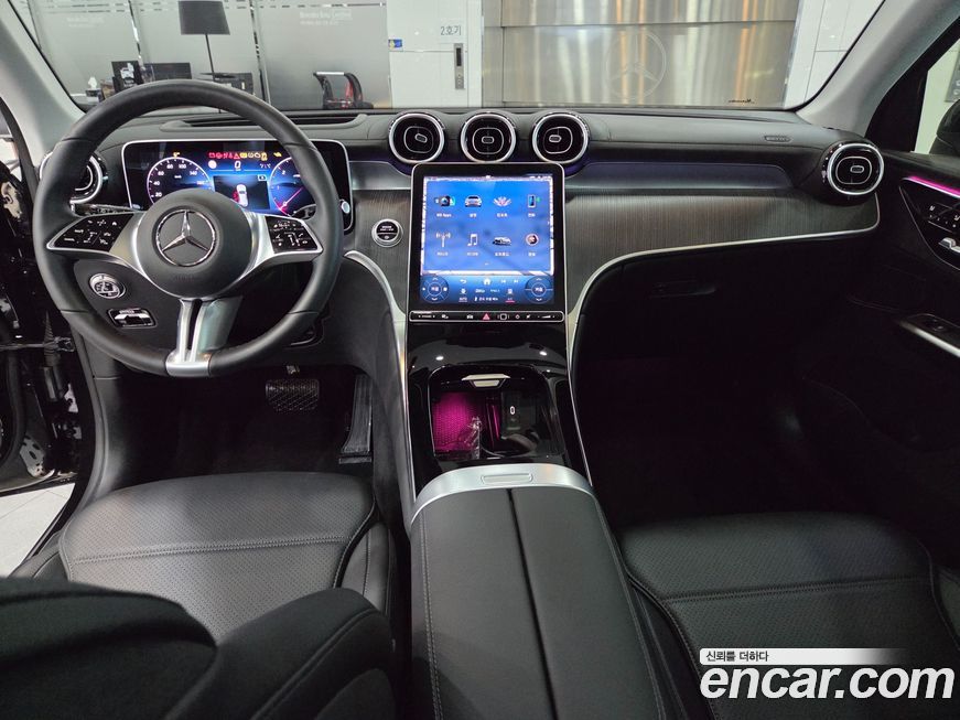 Mercedes-Benz GLC-Class 2024