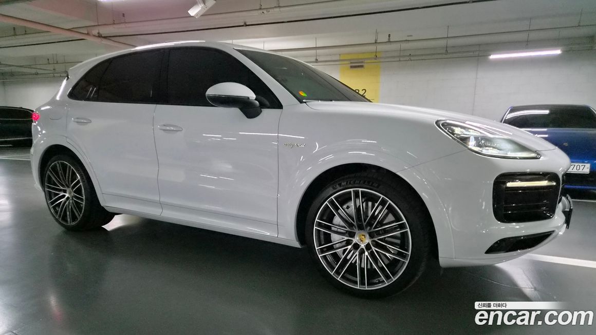 Porsche Cayenne 2020