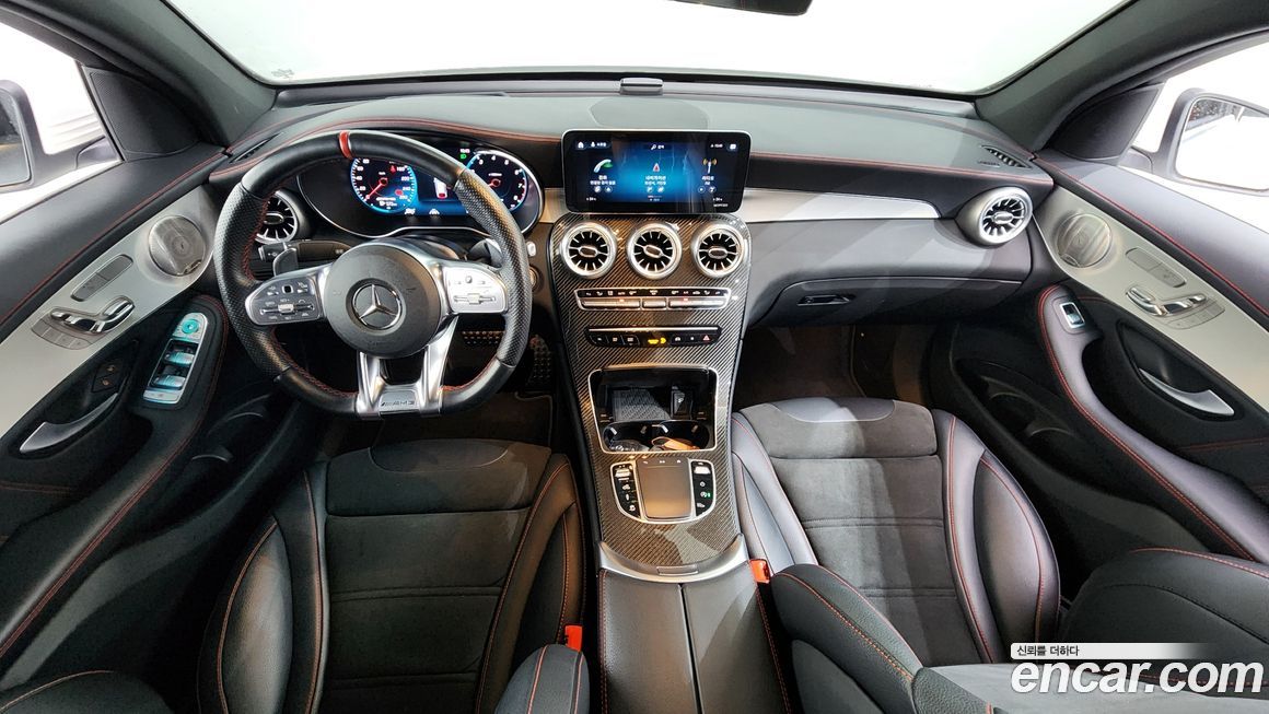 Mercedes-Benz GLC-Class 2021