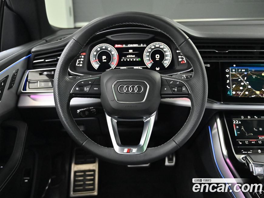 Audi Q8 2023
