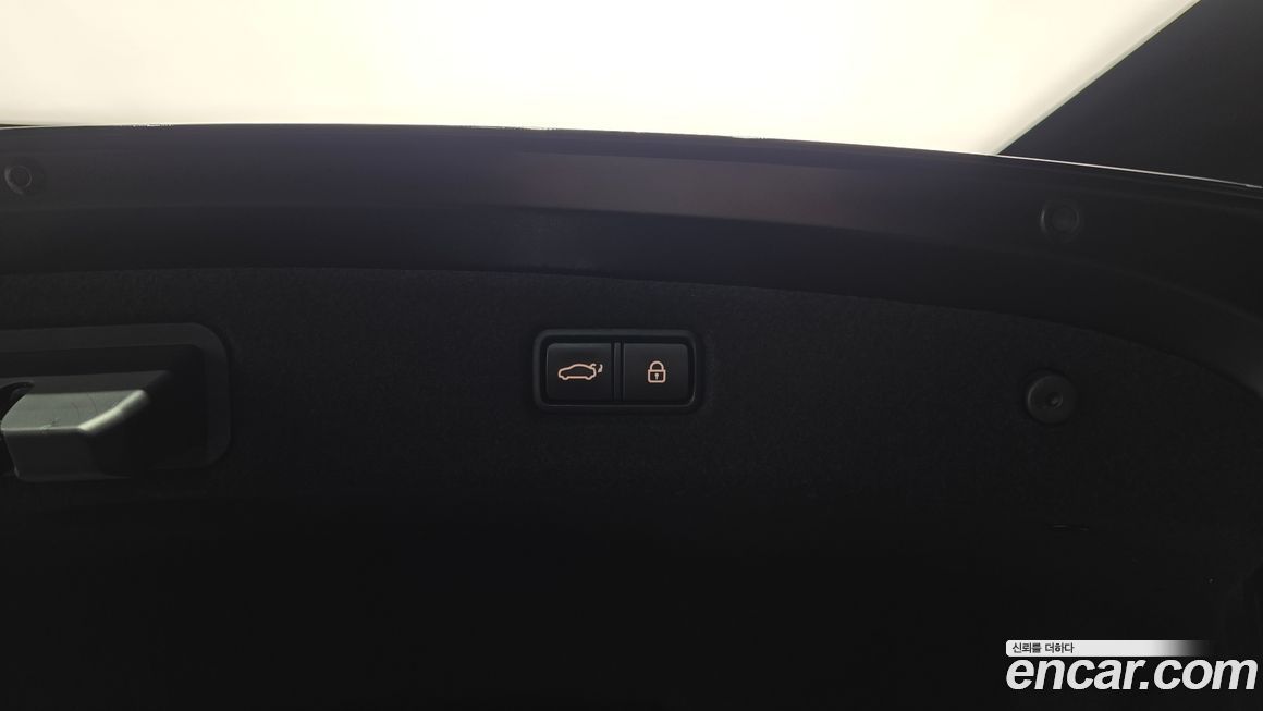 Genesis G90 2020