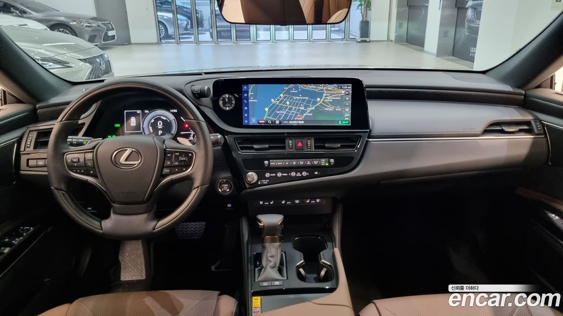 Lexus ES 2026