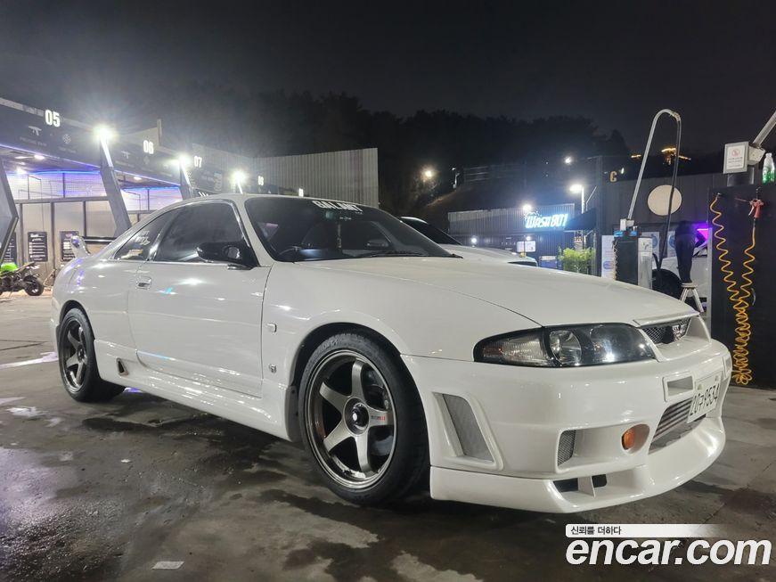 Nissan Skyline 1996