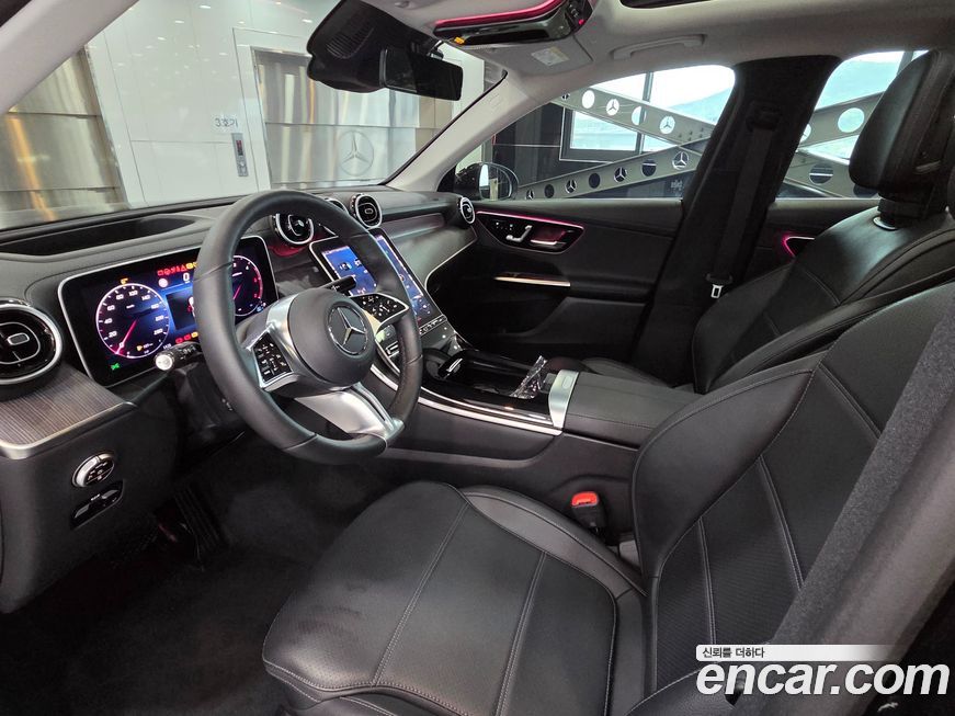 Mercedes-Benz GLC-Class 2024