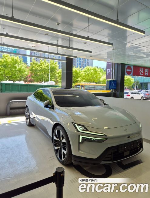 Polestar Polestar 4 2025