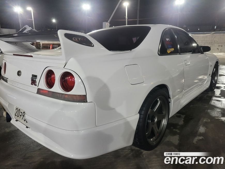 Nissan Skyline 1996