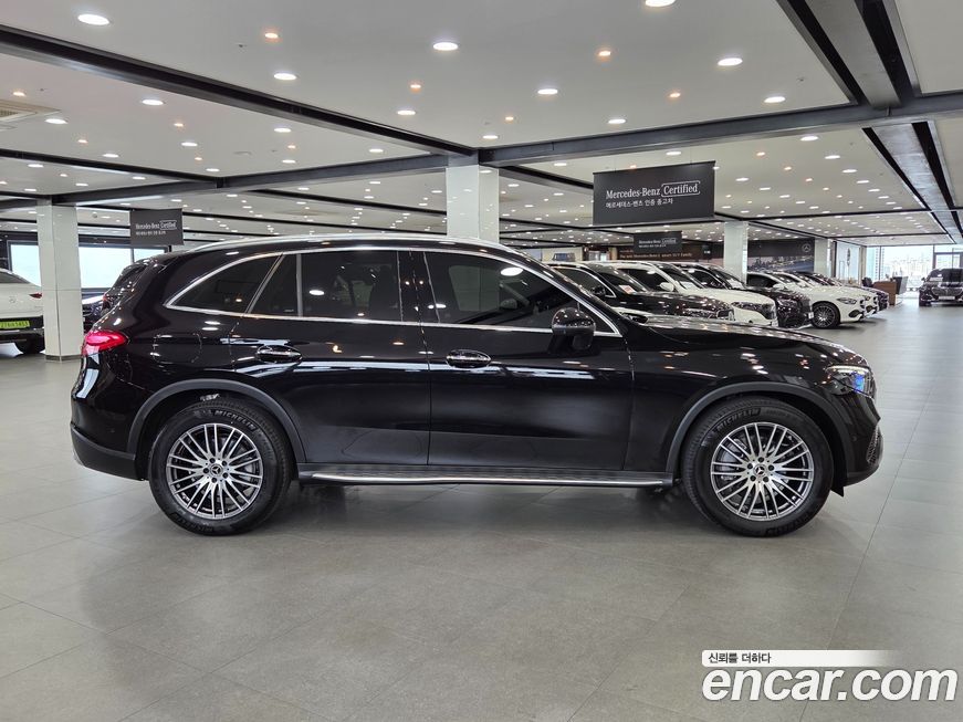 Mercedes-Benz GLC-Class 2024