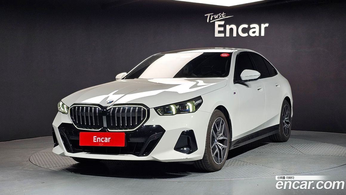 BMW 5-Series 2025