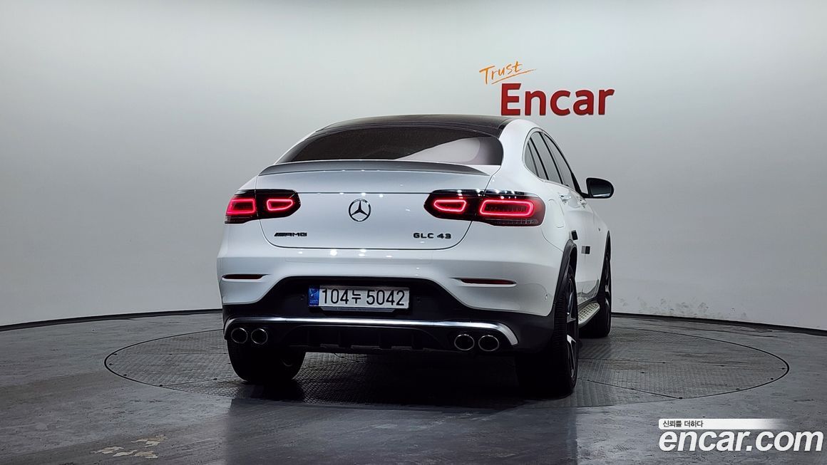 Mercedes-Benz GLC-Class 2021