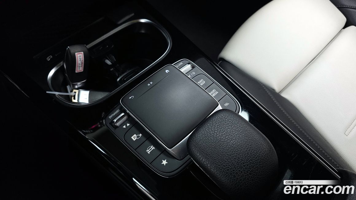 Mercedes-Benz CLA-Class 2020