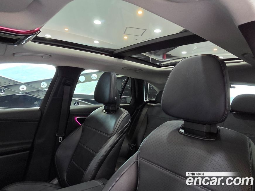 Mercedes-Benz GLC-Class 2024