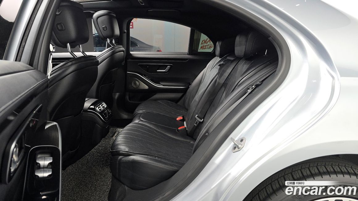 Mercedes-Benz S-Class 2022