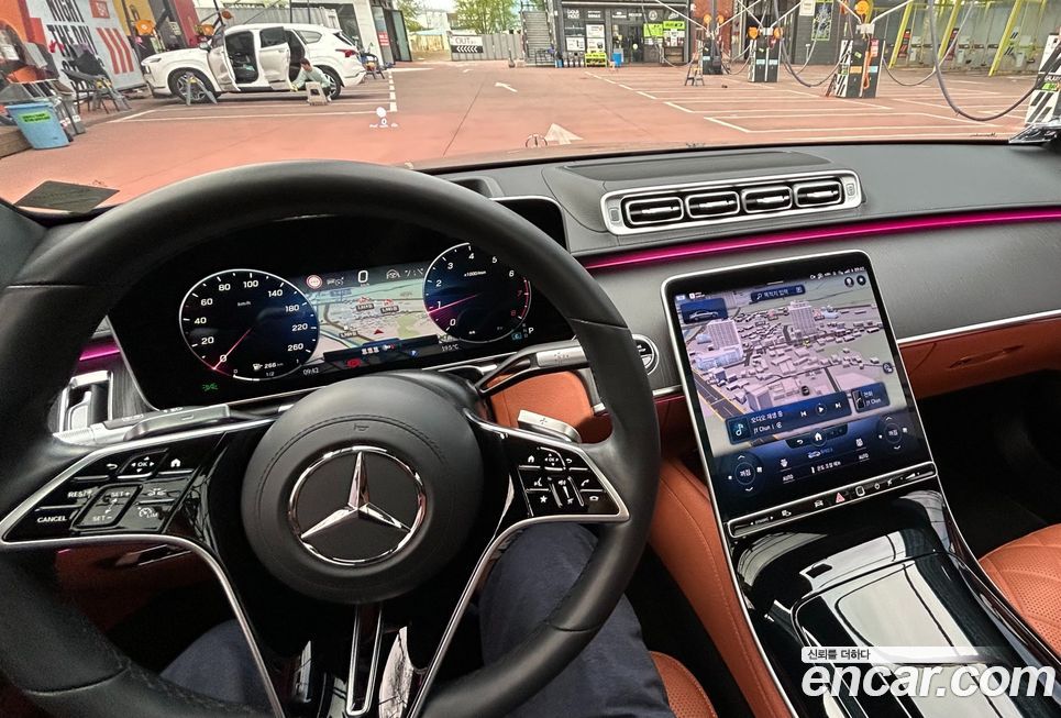 Mercedes-Benz S-Class 2023