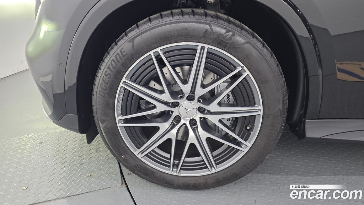 Mercedes-Benz GLC-Class 2026