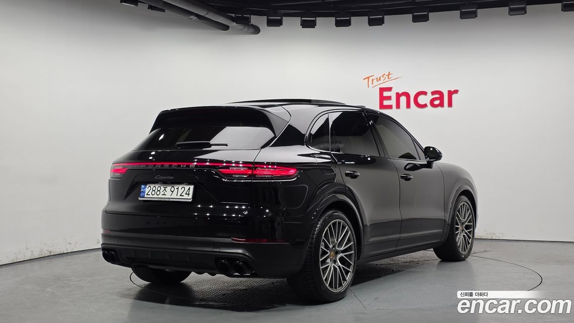 Porsche Cayenne 2023