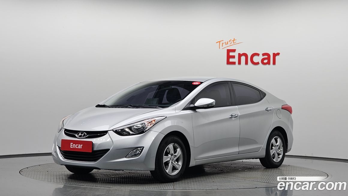 Hyundai AVANTE 2012