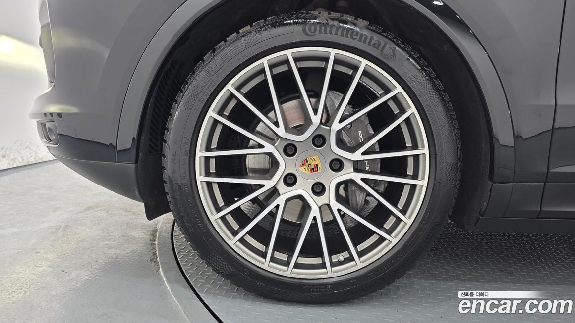 Porsche Cayenne 2023