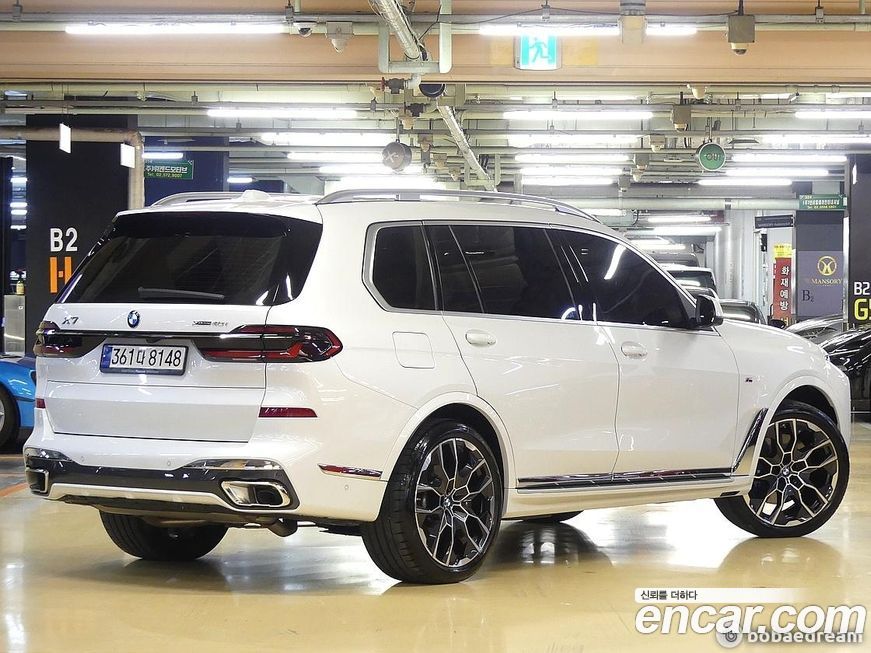 BMW X7 2024
