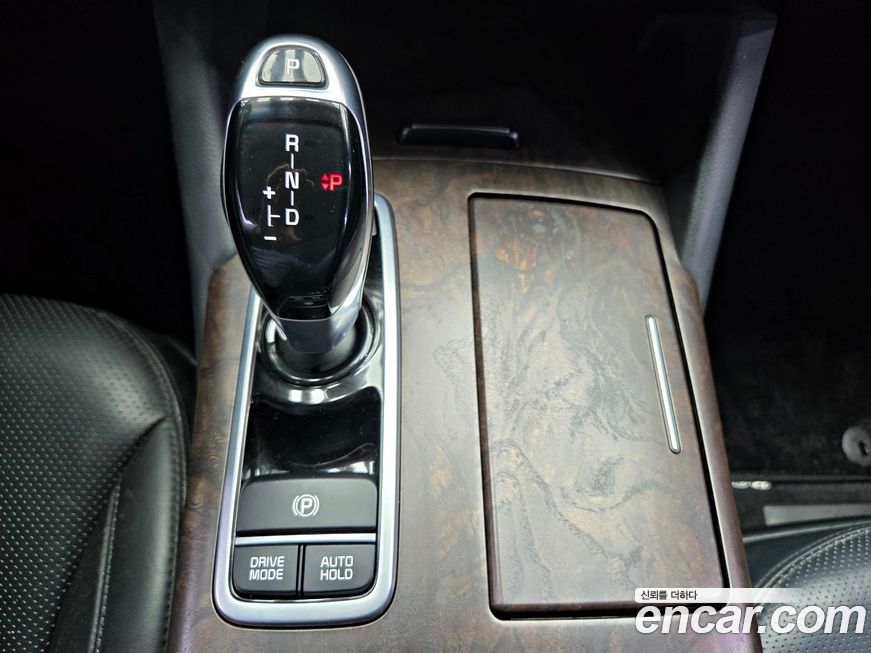 Kia K9 2013