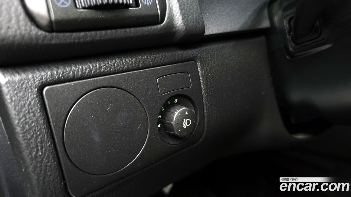 KG_Mobility_Ssangyong Rexton 2015