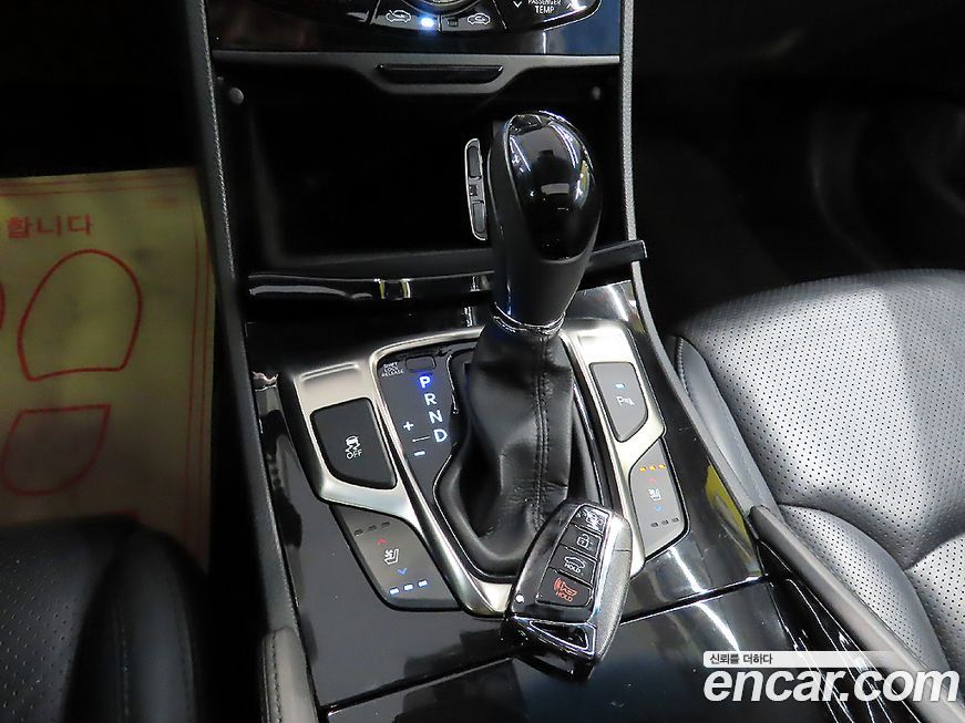 Hyundai Grandeur 2012