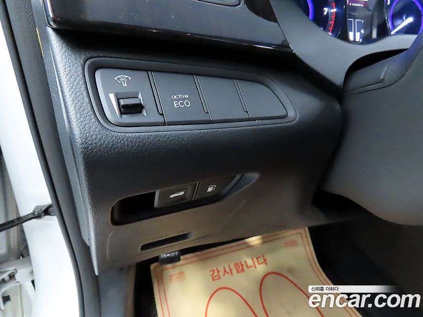 Hyundai Grandeur 2012