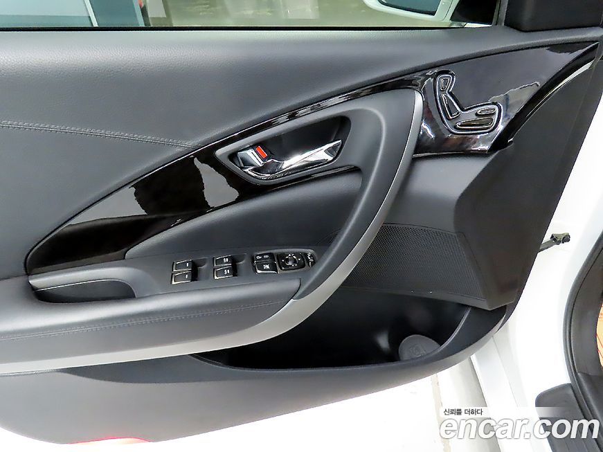 Hyundai Grandeur 2012