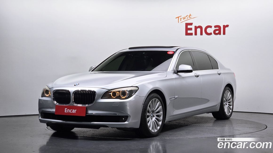 BMW 7-Series 2010