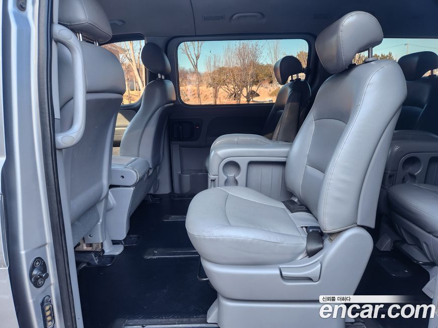 Hyundai Starex 2013